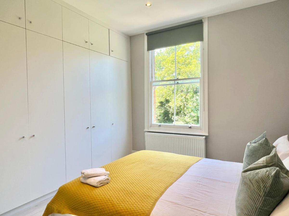 2 Bedroom Apartment In South Hampstead Londra Dış mekan fotoğraf